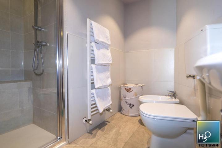 H3O Lago Di Garda Desenzano del Garda Room photo