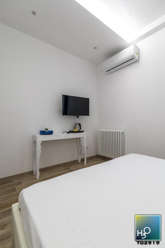 H3O Lago Di Garda Desenzano del Garda Room photo